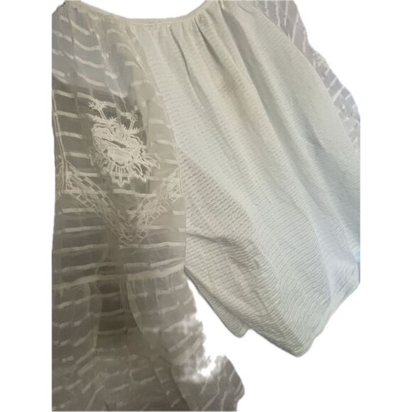 Lucky Brand NWT White Lace Top Women’s Size XL Retails for $79 - Picture 3 of 9